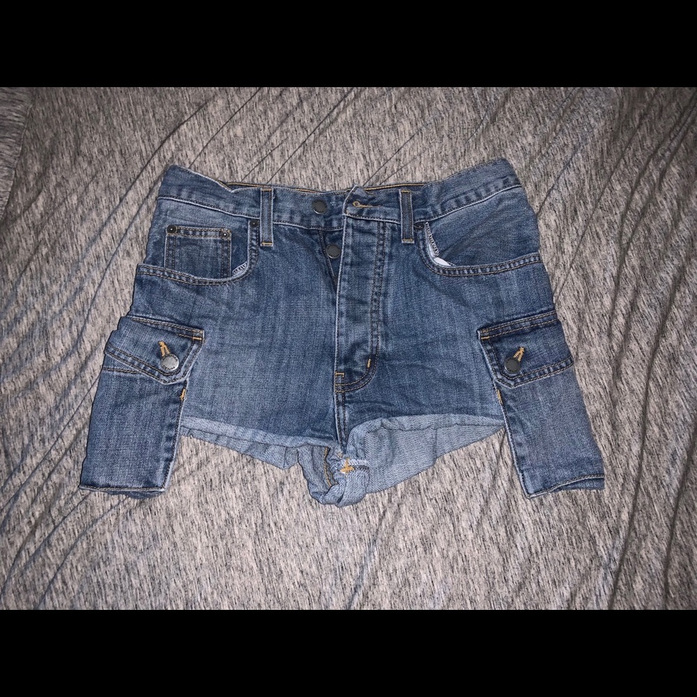 LF shorts